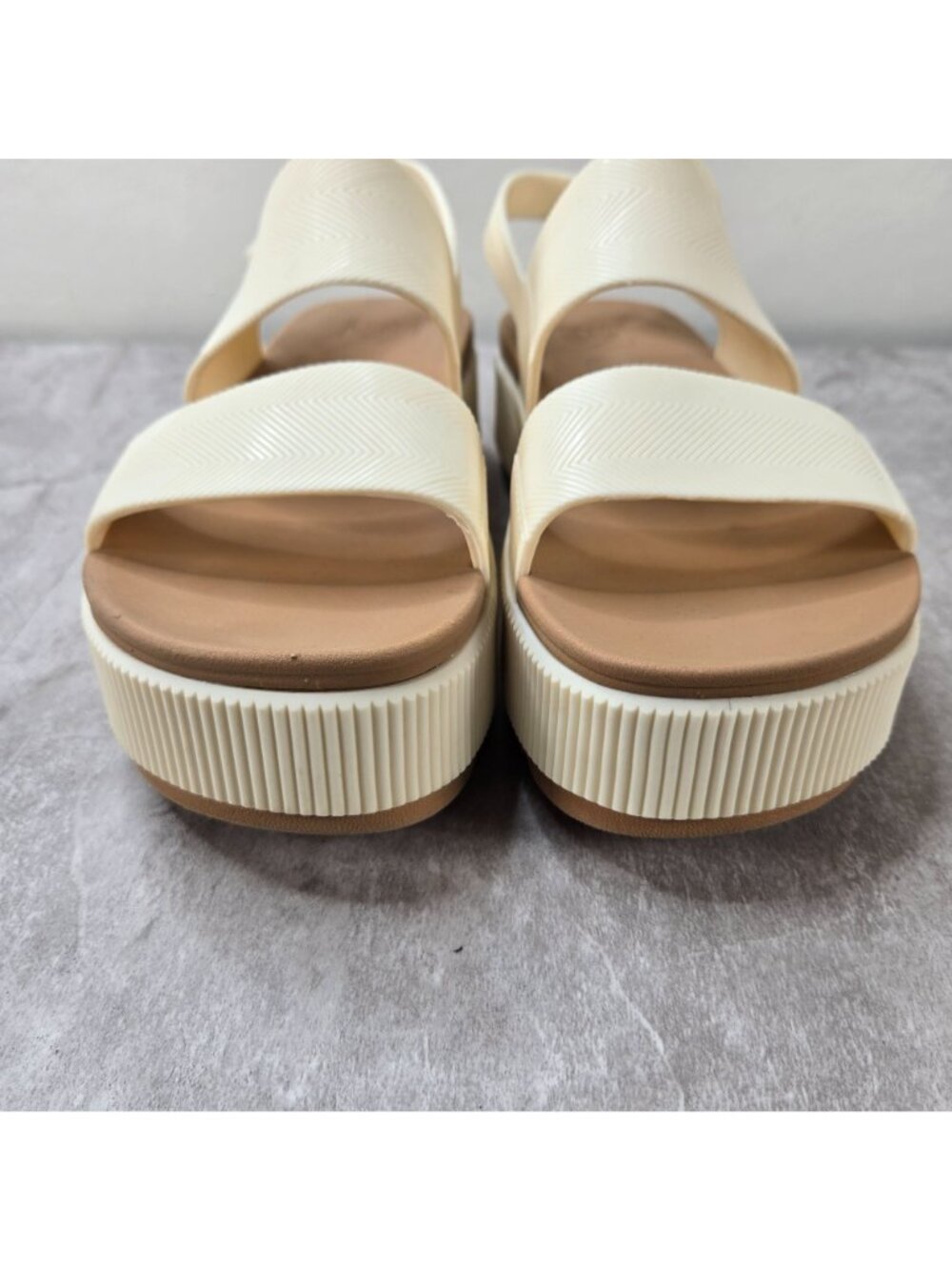 Reef Platform Sandal 10 Cream White Open Toe Chunky Summer Beach Slingback Wedge - Picture 3 of 12